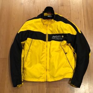 Size large  canvas Ducati jacket removable liner with elbow guards yellow